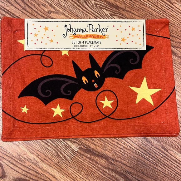 NWT Johanna Parker Halloween placemats - Picture 1 of 2